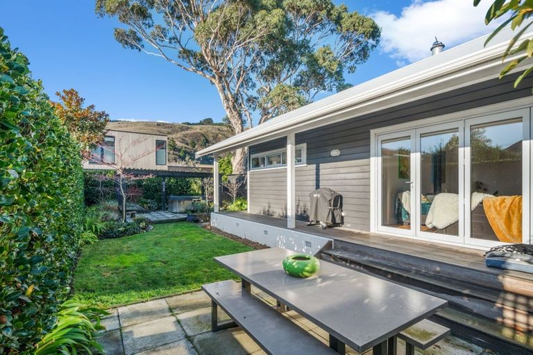 Photo of property in 5 Van Asch Street, Sumner, Christchurch, 8081