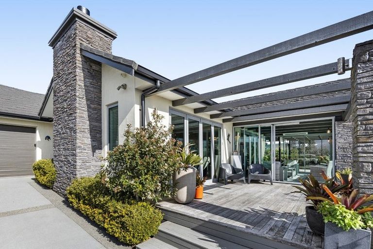 Photo of property in 7b Royal Heights, Glen Avon, New Plymouth, 4312