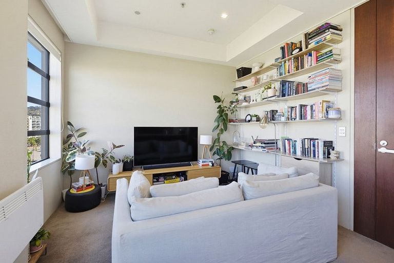 Photo of property in Chaffers Dock, 409/22 Herd Street, Te Aro, Wellington, 6011