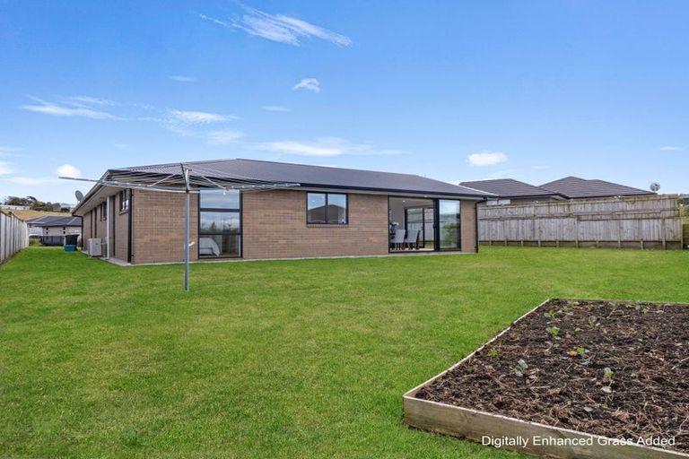 Photo of property in 15 Jersey Place, Bell Block, New Plymouth, 4312