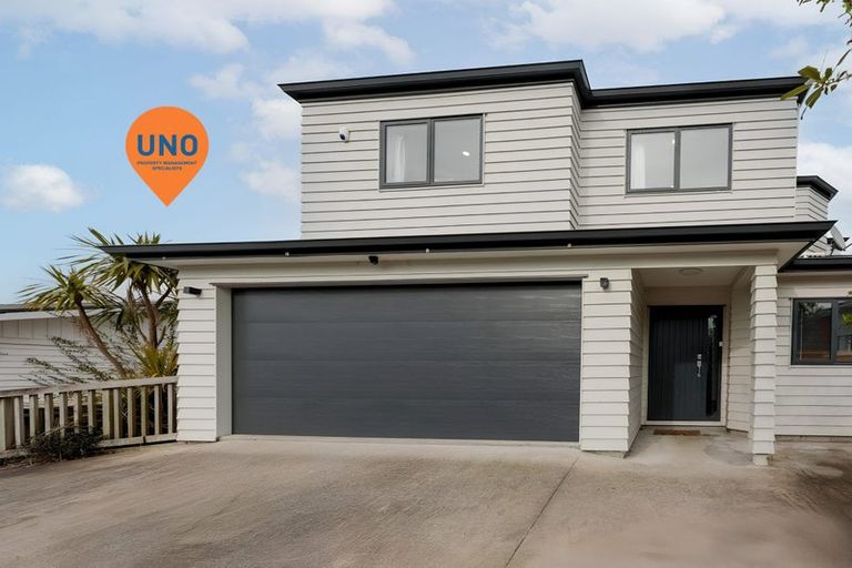 Photo of property in 27a Keegan Drive, Massey, Auckland, 0614