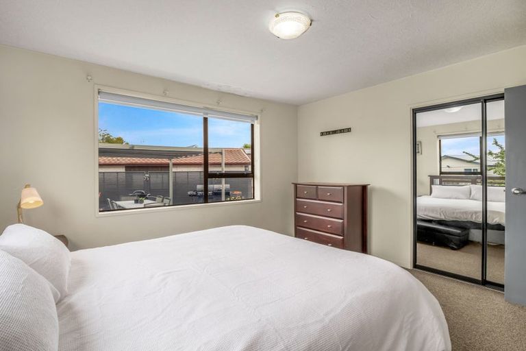 Photo of property in 17 Jacaranda Place, Parklands, Christchurch, 8083