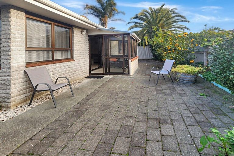 Photo of property in 1a Anzac Avenue, Onekawa, Napier, 4110