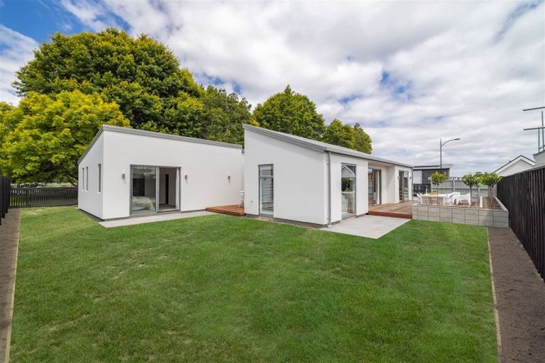 Photo of property in 11 Jardine Place, Marshland, Christchurch, 8051