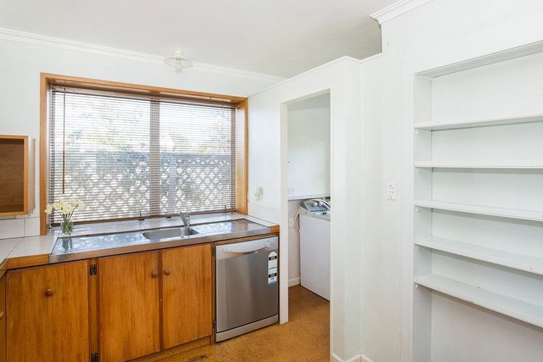 Photo of property in 16 Pine Street, Mangapapa, Gisborne, 4010