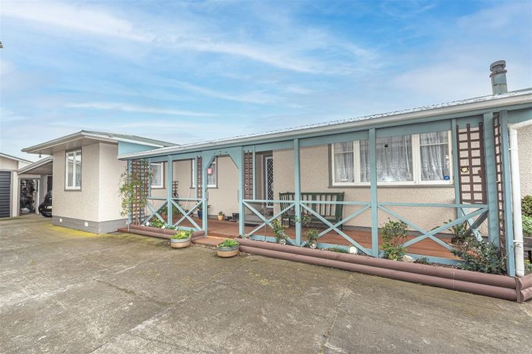 Photo of property in 87 Manuka Street, Castlecliff, Whanganui, 4501