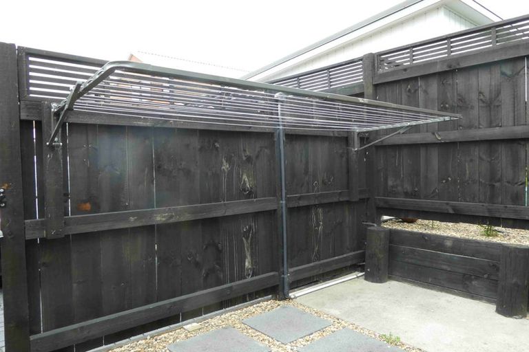 Photo of property in 80 Manarini Road, Westgate, Auckland, 0614