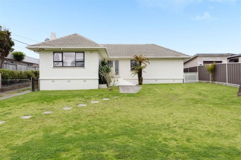 Photo of property in 17 Ranch Road, Mount Maunganui, 3116