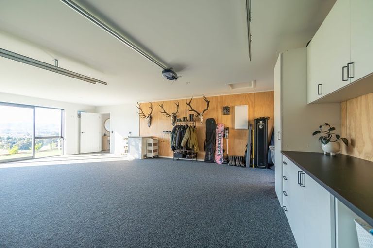 Photo of property in 64 Golf Road, Wakefield, 7025