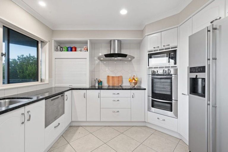 Photo of property in 48 Oxford Street, Te Puke, 3119