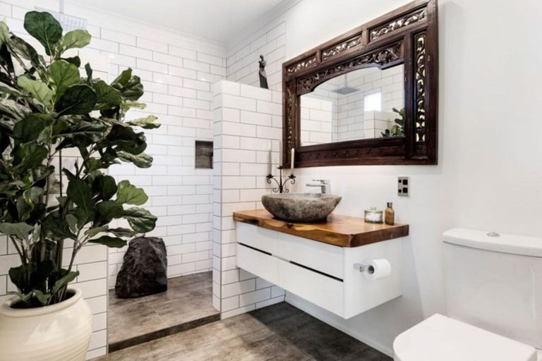 Photo of property in 55 Pitau Road, Mount Maunganui, 3116