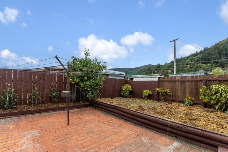 Photo of property in 10a Leicester Street, Picton, 7220