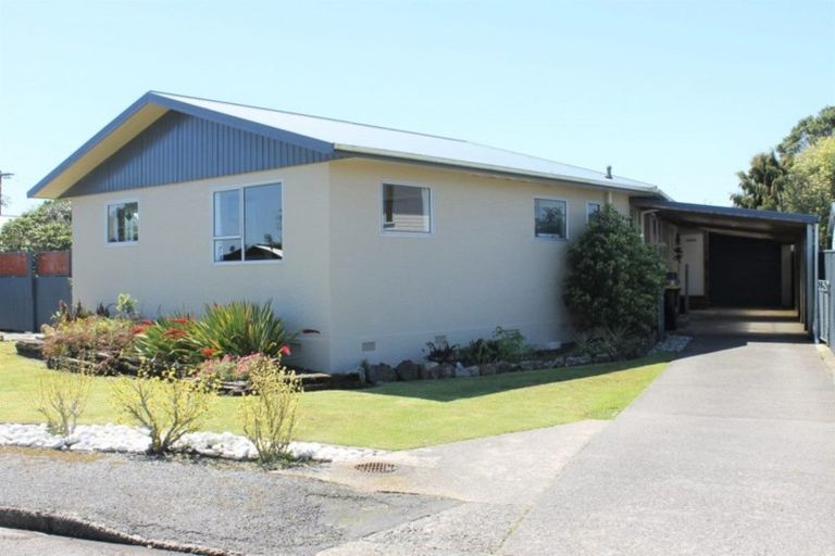 Photo of property in 2 Martin Place, Carters Beach, Westport, 7825