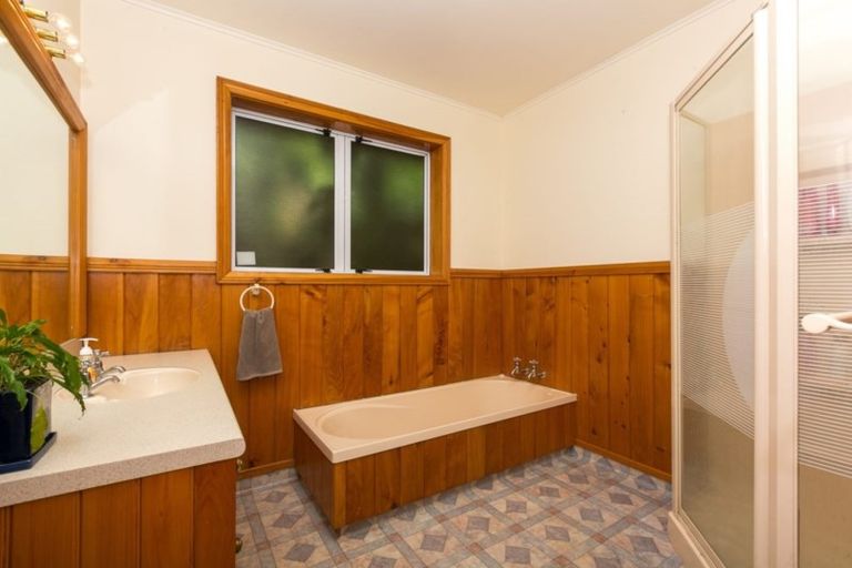 Photo of property in 636 Mangorei Road, Mangorei, New Plymouth, 4371