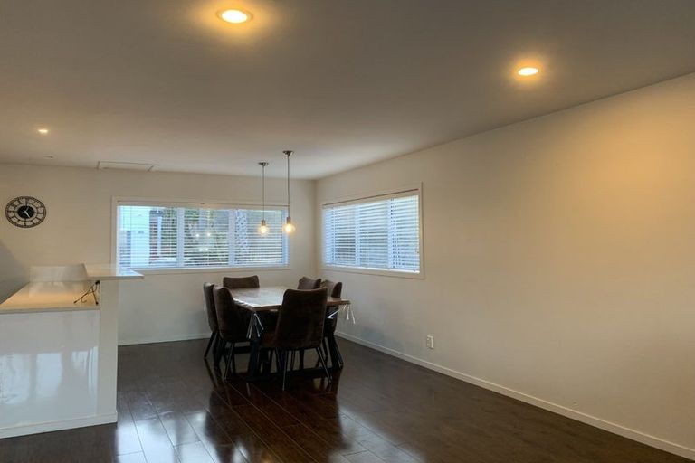 Photo of property in 123a Hobsonville Road, West Harbour, Auckland, 0618