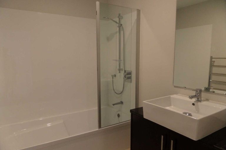 Photo of property in 10/182 Flat Bush School Road, Flat Bush, Auckland, 2019