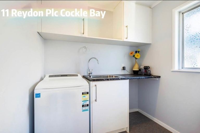 Photo of property in 11 Reydon Place, Cockle Bay, Auckland, 2014