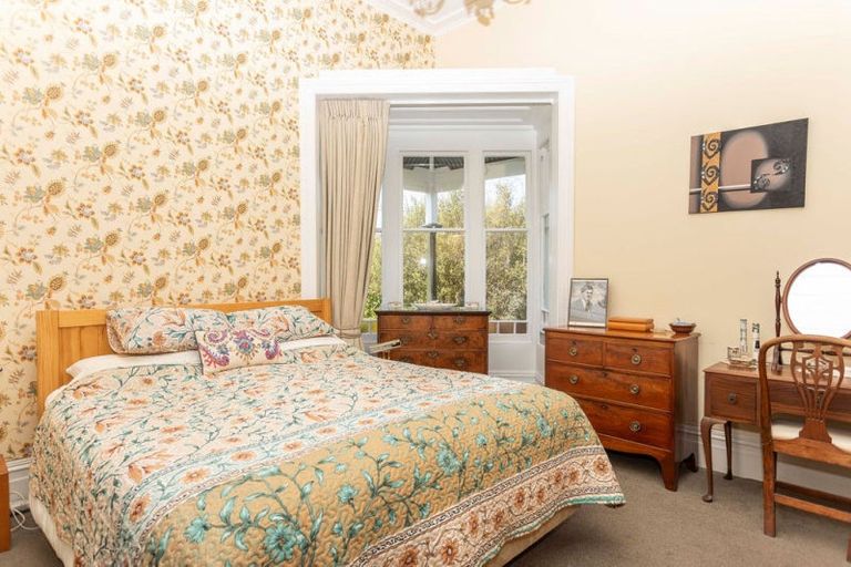 Photo of property in 21 Victoria Avenue, Dannevirke, 4930