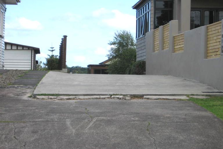 Photo of property in 26 Kowhai Road, Campbells Bay, Auckland, 0630