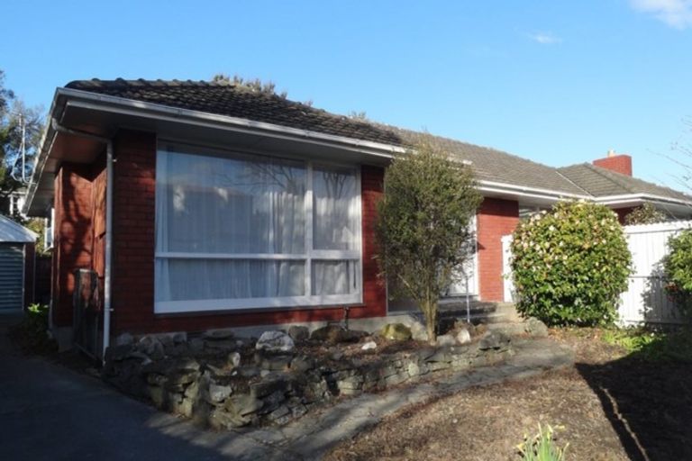 Photo of property in 2/9 Wadeley Road, Ilam, Christchurch, 8041