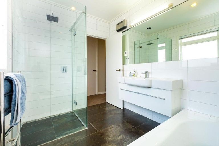 Photo of property in 8 Te Heipora Place, Havelock North, 4130