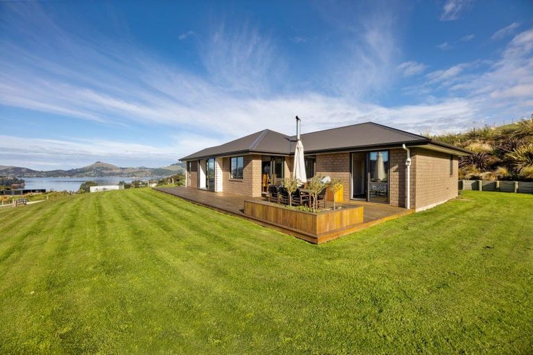 Photo of property in 18 Kens Lane, Sawyers Bay, Port Chalmers, 9023