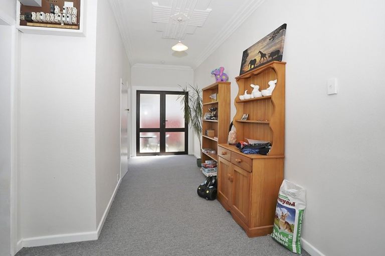 Photo of property in 302 Princes Street, Strathern, Invercargill, 9812
