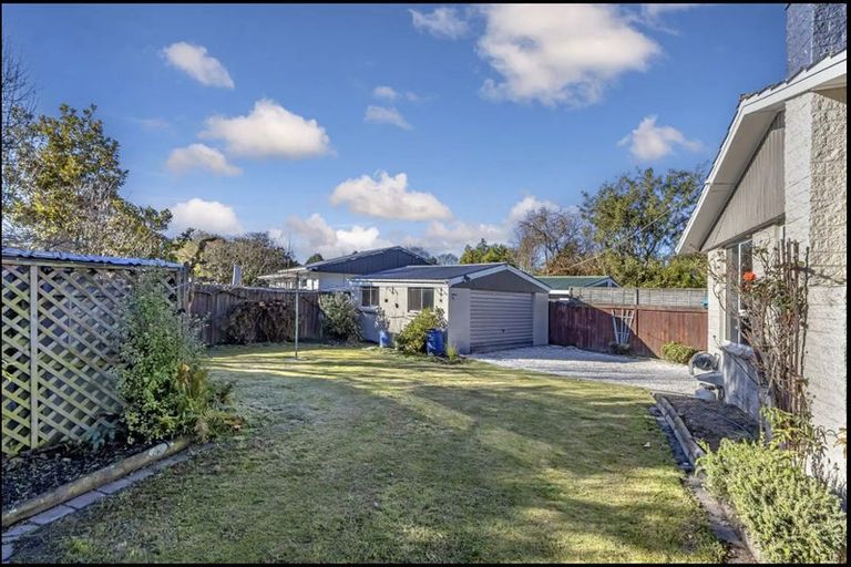 Photo of property in 6 Saffron Street, Bryndwr, Christchurch, 8053