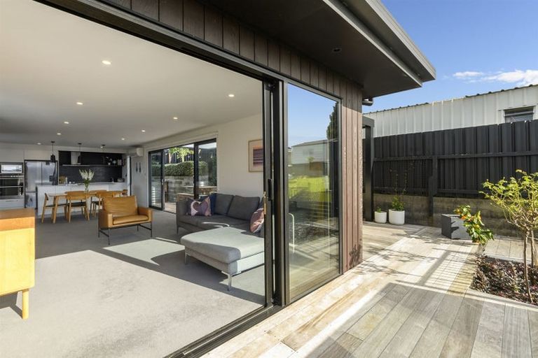 Photo of property in 23a Milton Road, Otumoetai, Tauranga, 3110