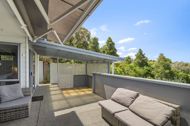 Photo of property in 1/311 Glenfield Road, Glenfield, Auckland, 0629