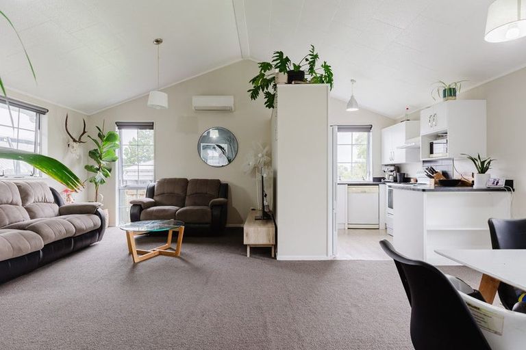 Photo of property in 15 Ranfurly Road, Feilding, 4702