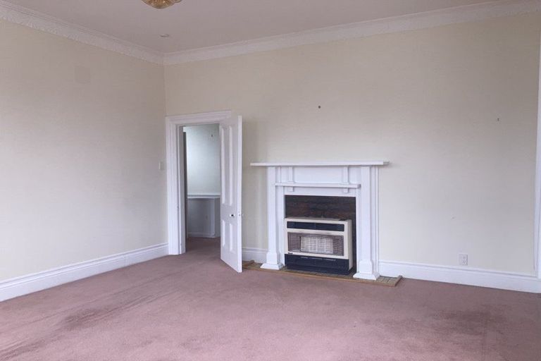 Photo of property in 15 Kenwyn Terrace, Newtown, Wellington, 6021