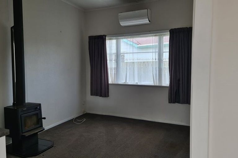 Photo of property in 29 Valley Road, Hikurangi, 0114