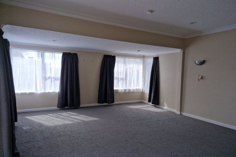 Photo of property in 21 Bassett Street, Burwood, Christchurch, 8083