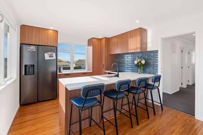 Photo of property in 16 Mclean Street, Oamaru North, Oamaru, 9400