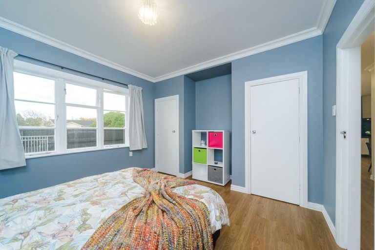 Photo of property in 99 Heretaunga Street, Palmerston North, 4414