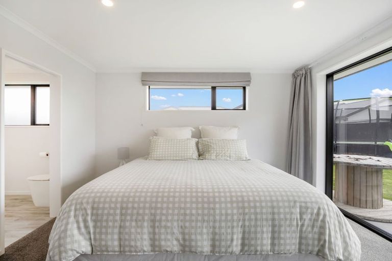 Photo of property in 25 Henshaw Street, Woodend, 7610