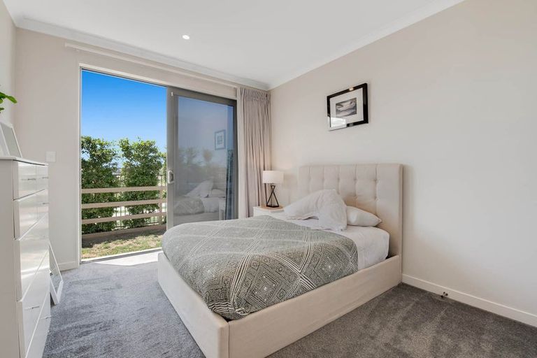 Photo of property in 87 Argent Lane, Wainui, 0932