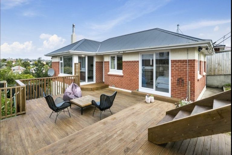 Photo of property in 7 Glendevon Place, Vauxhall, Dunedin, 9013