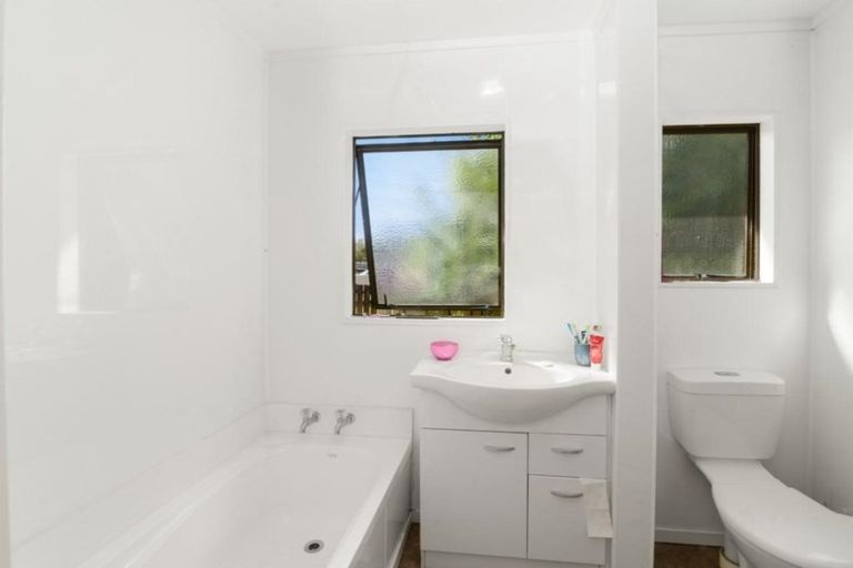 Photo of property in 19b Grayson Avenue, Mangakakahi, Rotorua, 3015