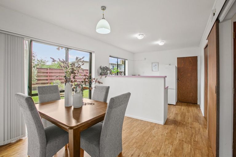 Photo of property in 2/38 Waimea Street, Westown, New Plymouth, 4310