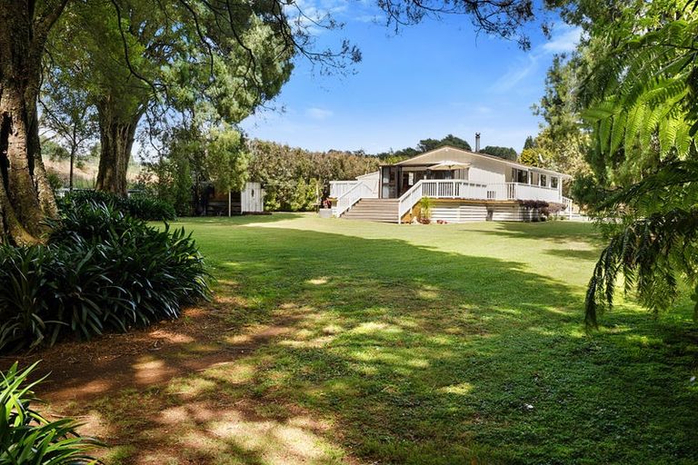 Photo of property in 359a Tukapa Street, Hurdon, New Plymouth, 4310