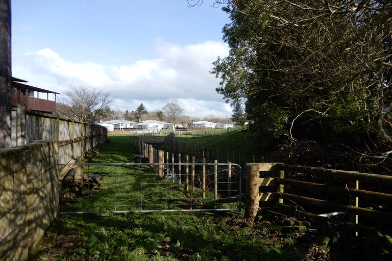 Photo of property in 22 Montgomery Crescent, Putaruru, 3411