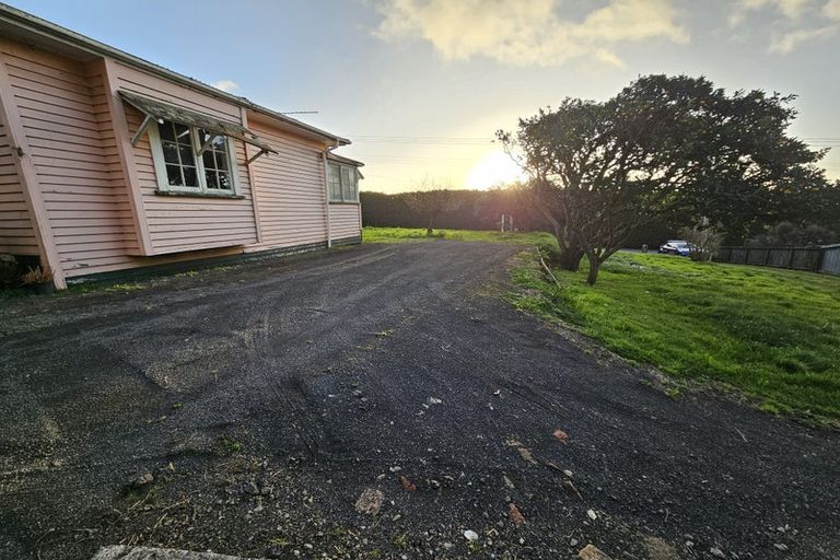 Photo of property in 27 Collingwood Road, Waiuku, 2123
