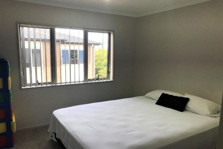 Photo of property in 77a Puhinui Road, Papatoetoe, Auckland, 2104