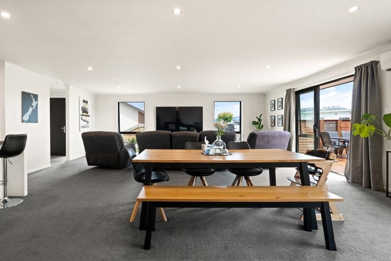 Photo of property in 6 Silverview Place, Mosgiel, 9024