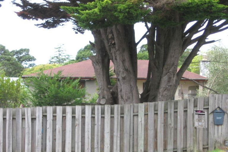 Photo of property in 2/307 Rangatira Road, Beach Haven, Auckland, 0626