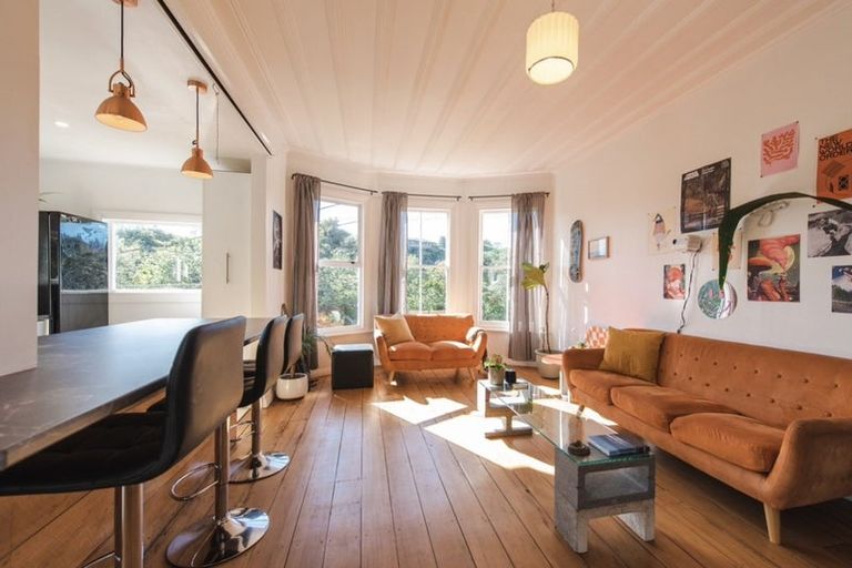 Photo of property in 46 Frankley Road, Westown, New Plymouth, 4310