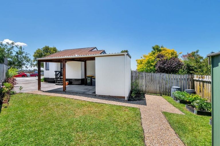 Photo of property in 14 Putney Place, Ranui, Auckland, 0612