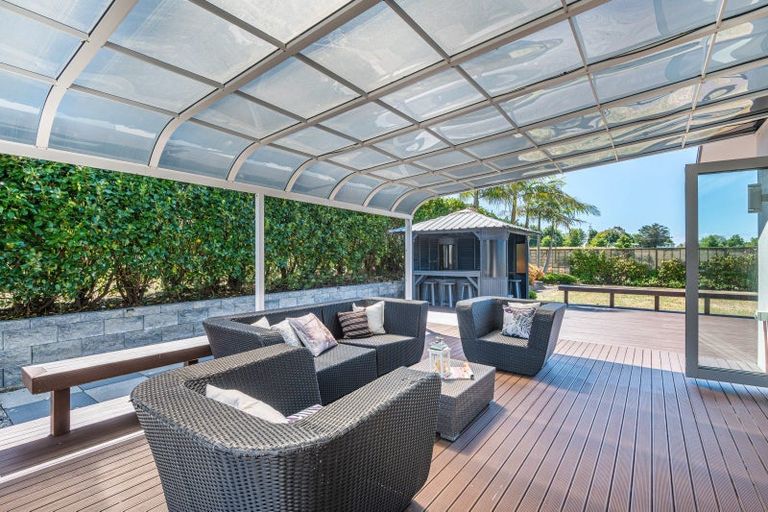 Photo of property in 28 Clifton Road, Whitford, Howick, 2571